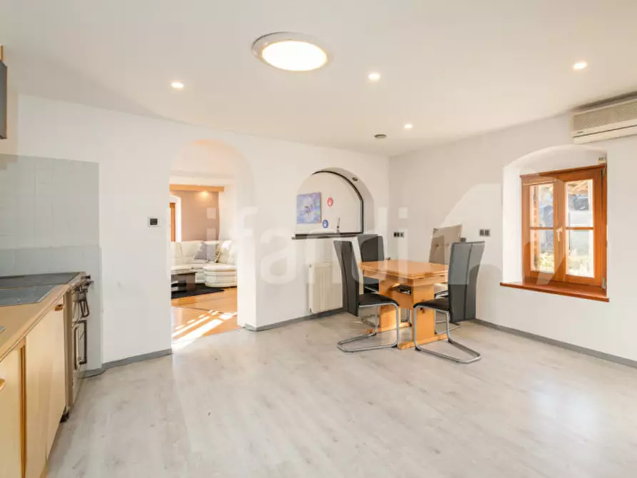 Immagine 4 di Appartamento in vendita  in Oberplanitzing - Pianizza di Sopra a Caldaro Sulla Strada Del Vino .Kaltern An De.