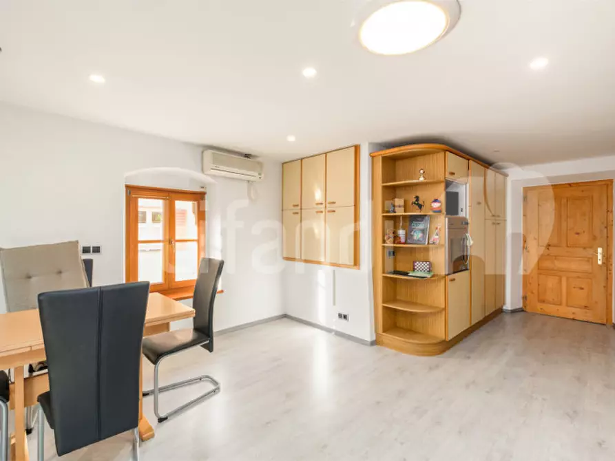 Immagine 5 di Appartamento in vendita  in Oberplanitzing - Pianizza di Sopra a Caldaro Sulla Strada Del Vino .Kaltern An De.