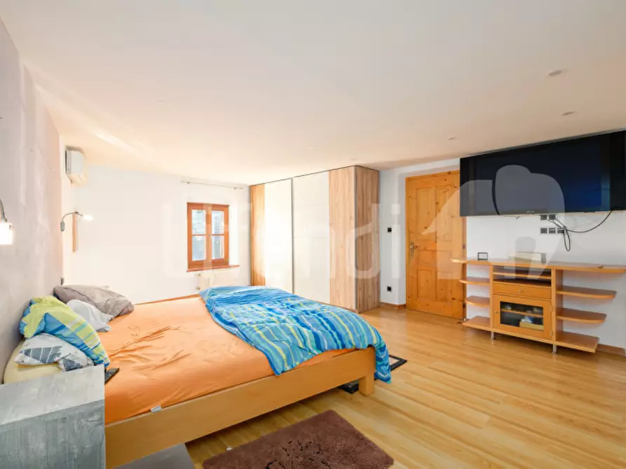 Immagine 6 di Appartamento in vendita  in Oberplanitzing - Pianizza di Sopra a Caldaro Sulla Strada Del Vino .Kaltern An De.