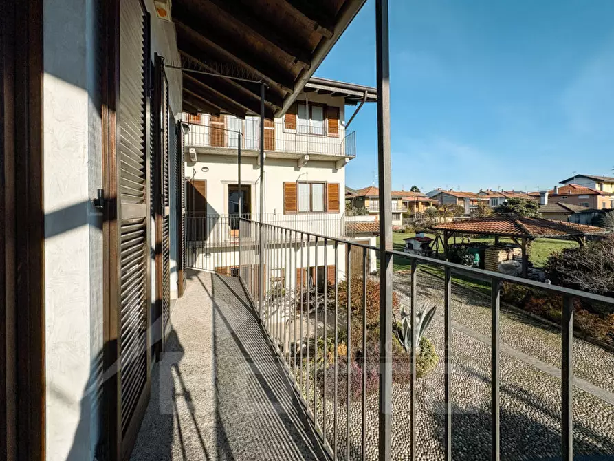 Immagine 53 di Casa trifamiliare in vendita  in Via Stazione n.16 a Marano Ticino