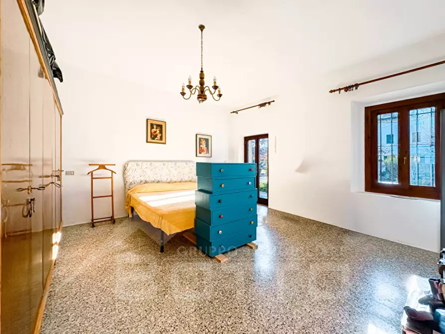 Immagine 57 di Casa trifamiliare in vendita  in Via Stazione n.16 a Marano Ticino