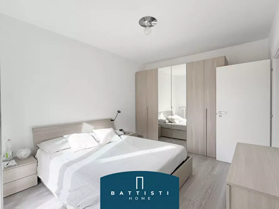 Immagine 9 di Appartamento in vendita  in Via Luigi Biolchini a Roma