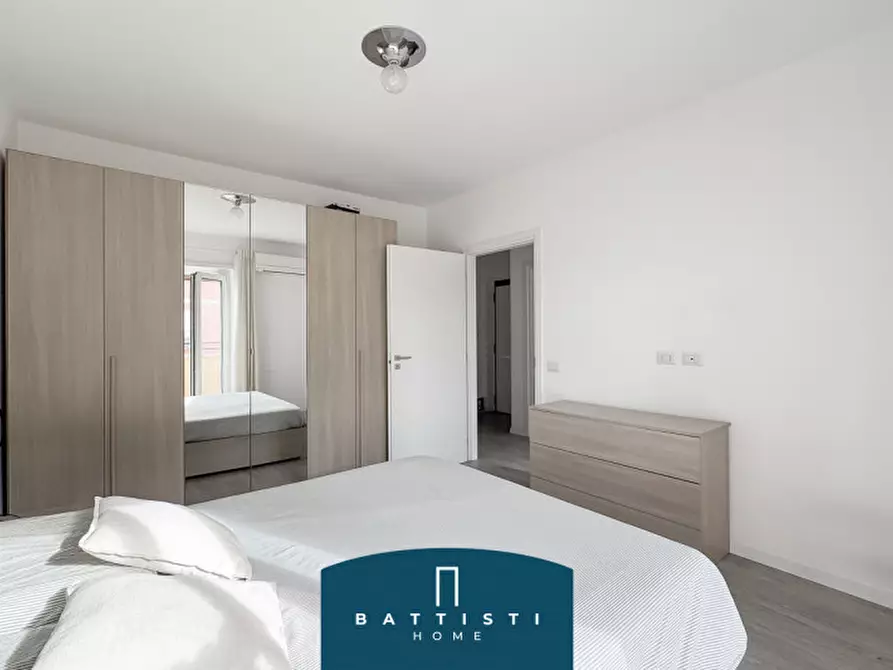 Immagine 11 di Appartamento in vendita  in Via Luigi Biolchini a Roma