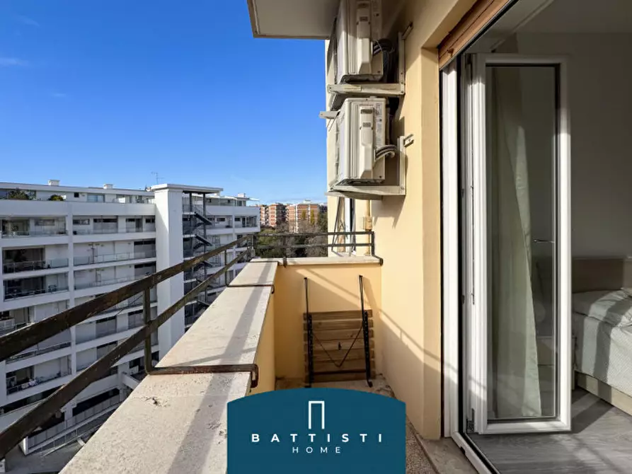 Immagine 13 di Appartamento in vendita  in Via Luigi Biolchini a Roma