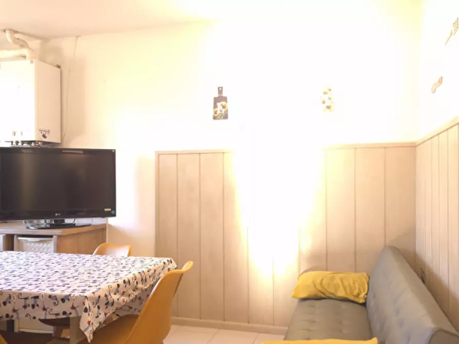 Immagine 10 di Appartamento in vendita  in Via Mozart a Laives .Leifers.