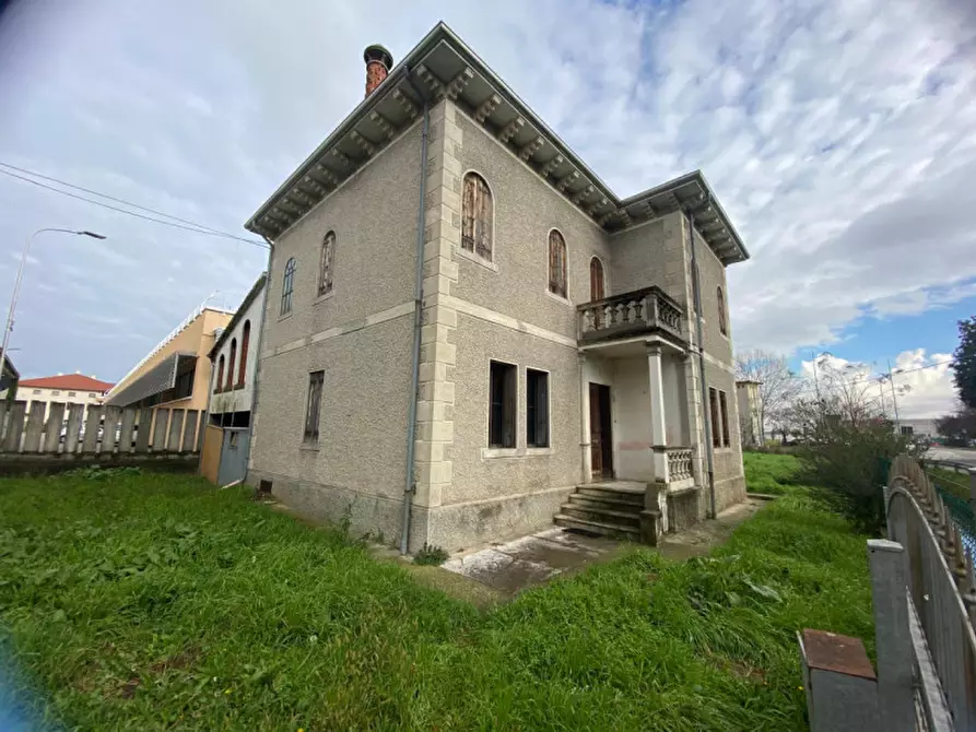 Immagine 2 di Casa indipendente in vendita  in Via Roma a Grumolo Delle Abbadesse