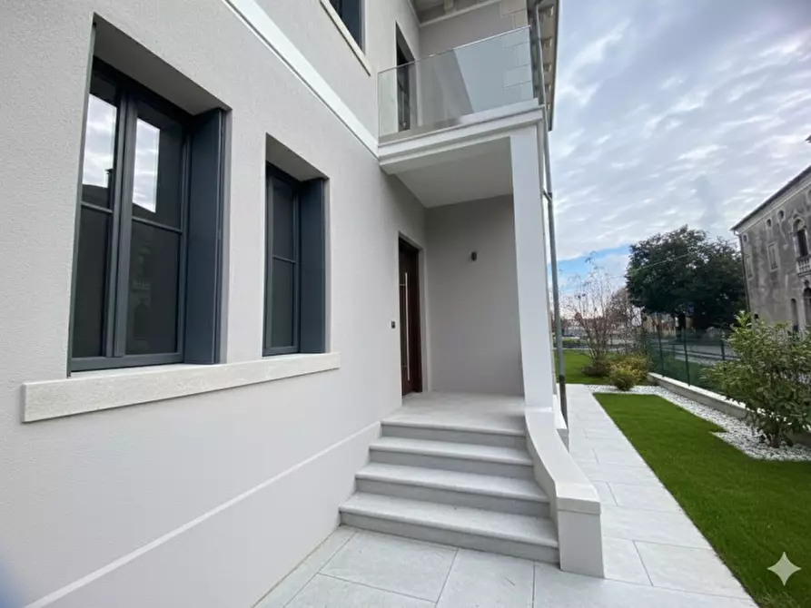 Immagine 3 di Casa indipendente in vendita  in Via Roma a Grumolo Delle Abbadesse