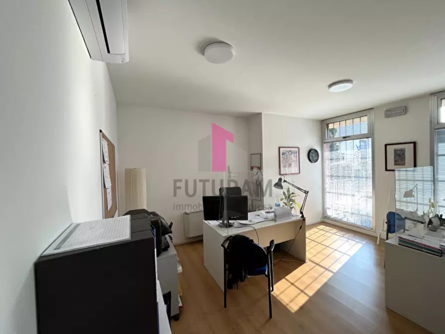 Immagine 2 di Capannone industriale in vendita  in Viale del Lavoro a Vigonza