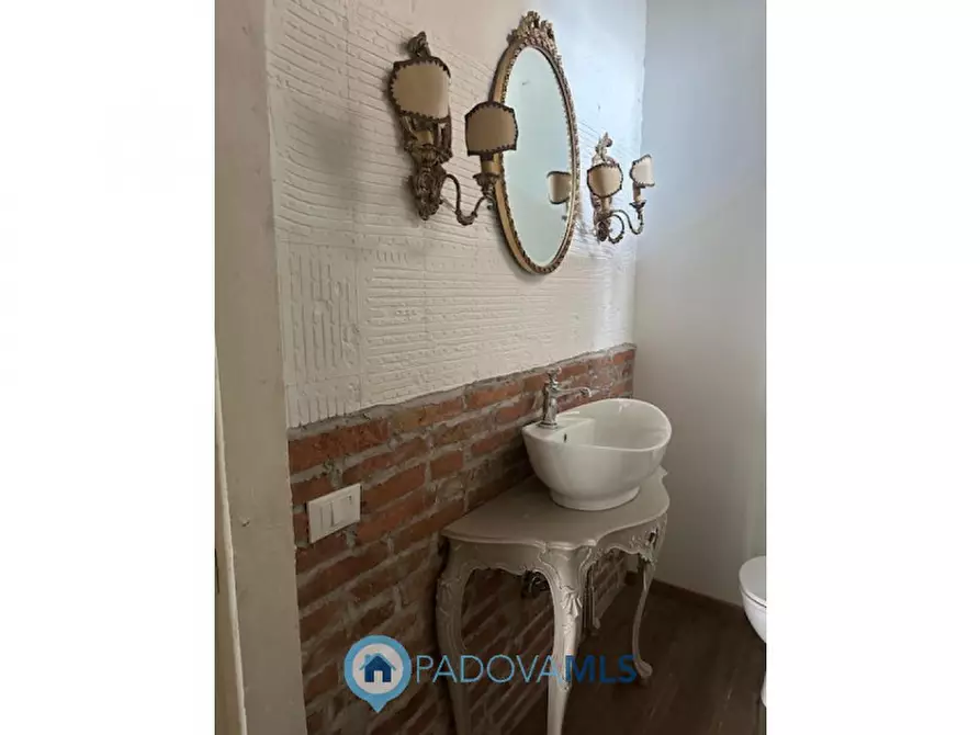 Immagine 2 di Negozio in vendita  in Via A. Gramsci, 77 a Cadoneghe