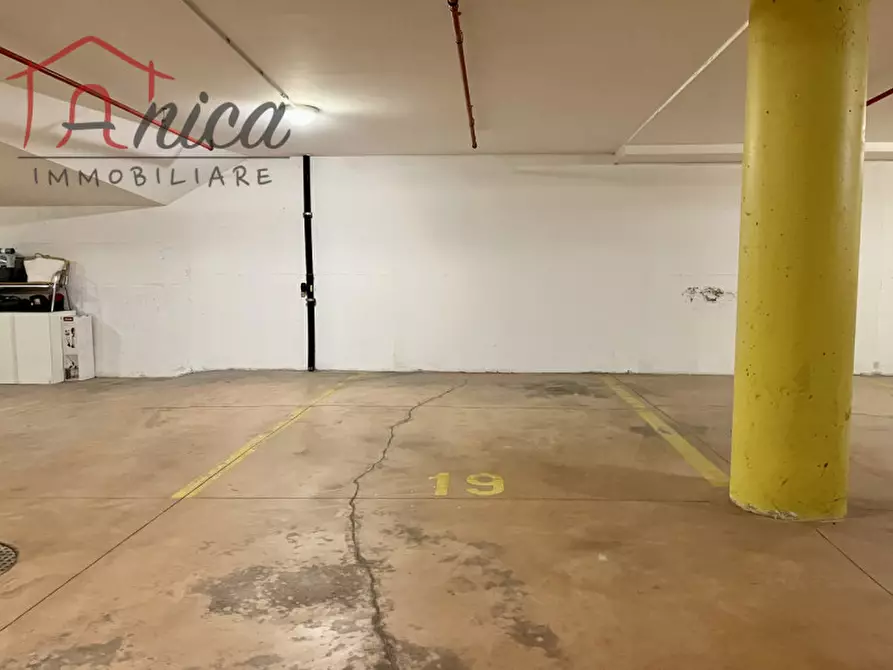 Immagine 2 di Posto auto in vendita  in Via Galileo Galilei a Trento