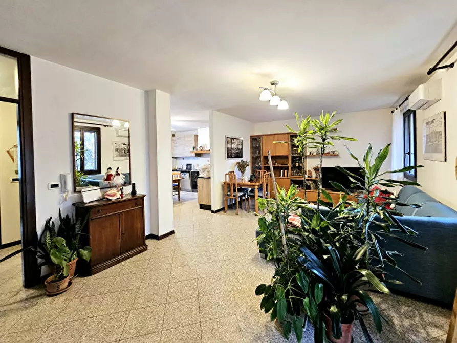 Immagine 4 di Villetta a schiera in vendita  in VIA BANZE a Baone