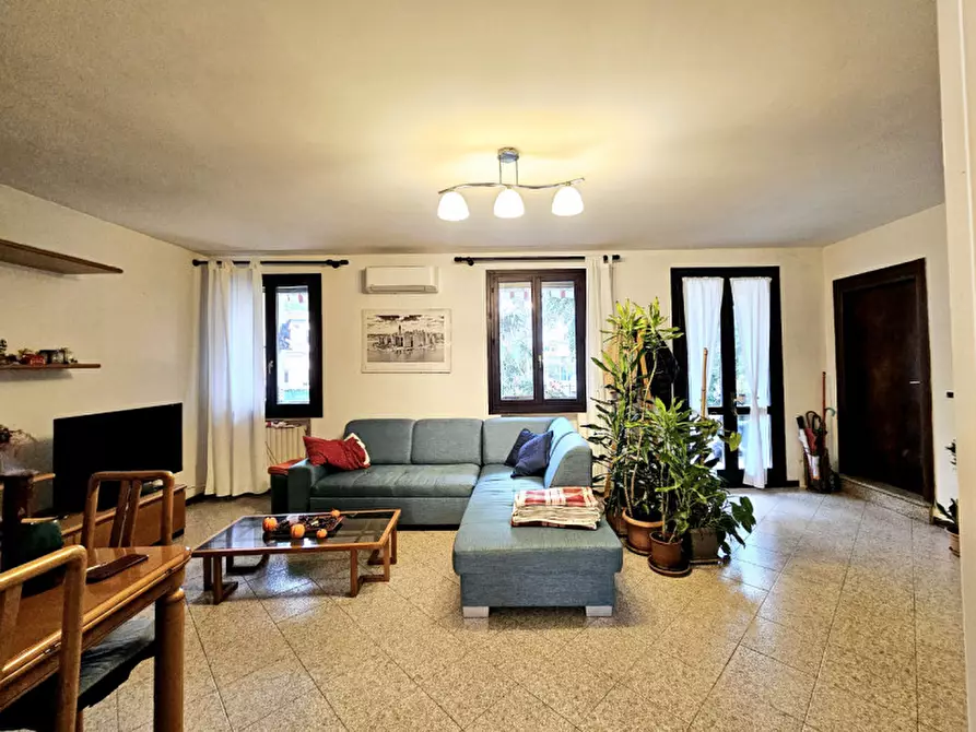 Immagine 5 di Villetta a schiera in vendita  in VIA BANZE a Baone