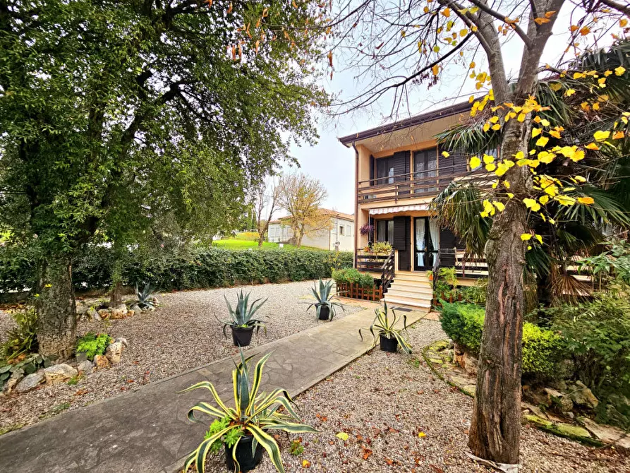 Immagine 13 di Villetta a schiera in vendita  in VIA BANZE a Baone