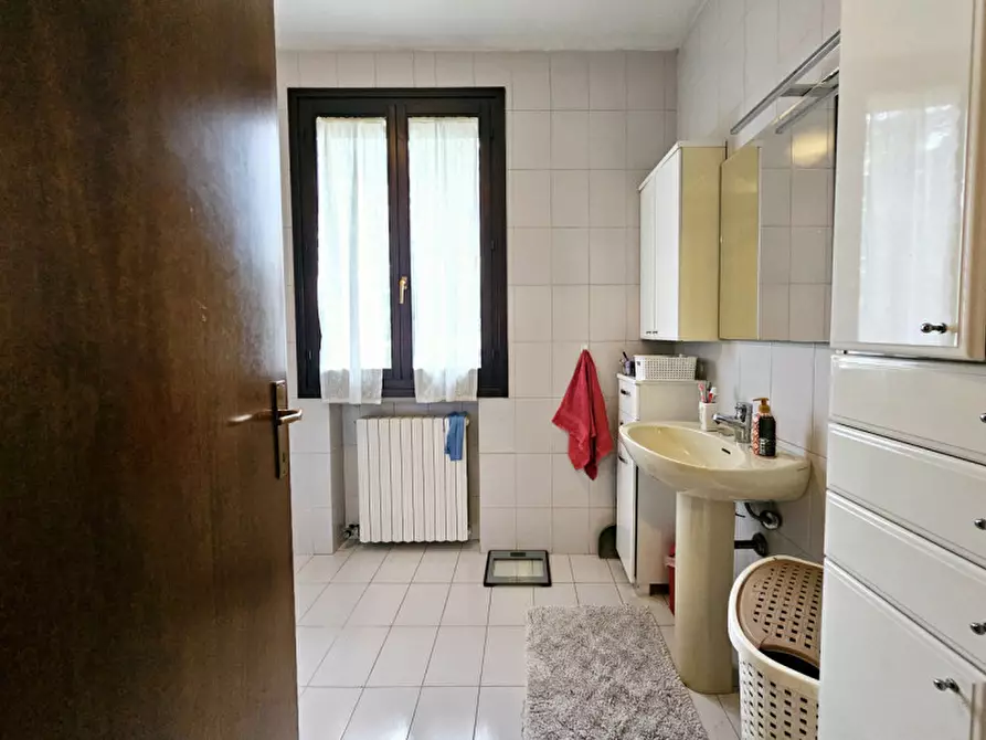 Immagine 16 di Villetta a schiera in vendita  in VIA BANZE a Baone