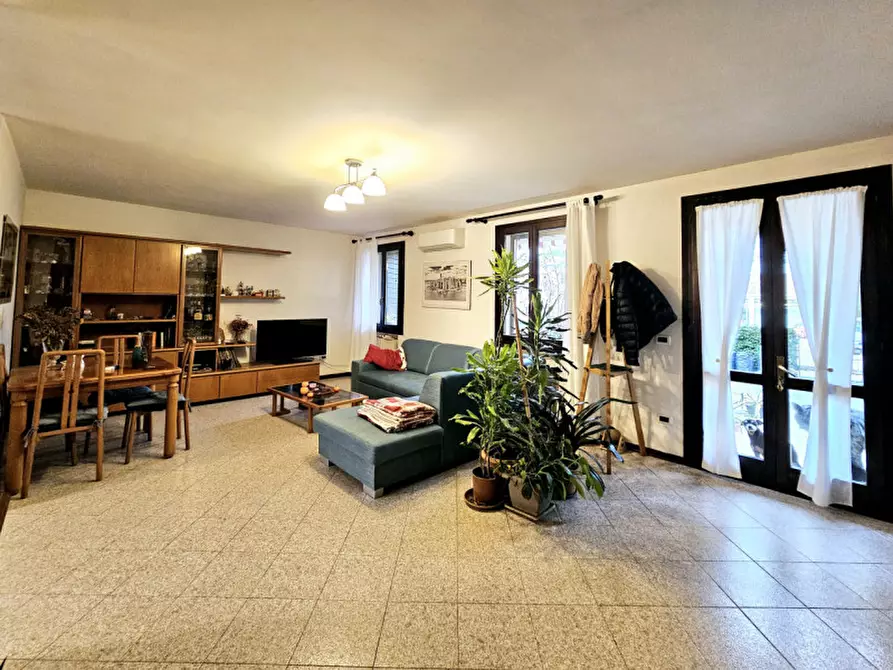 Immagine 19 di Villetta a schiera in vendita  in VIA BANZE a Baone