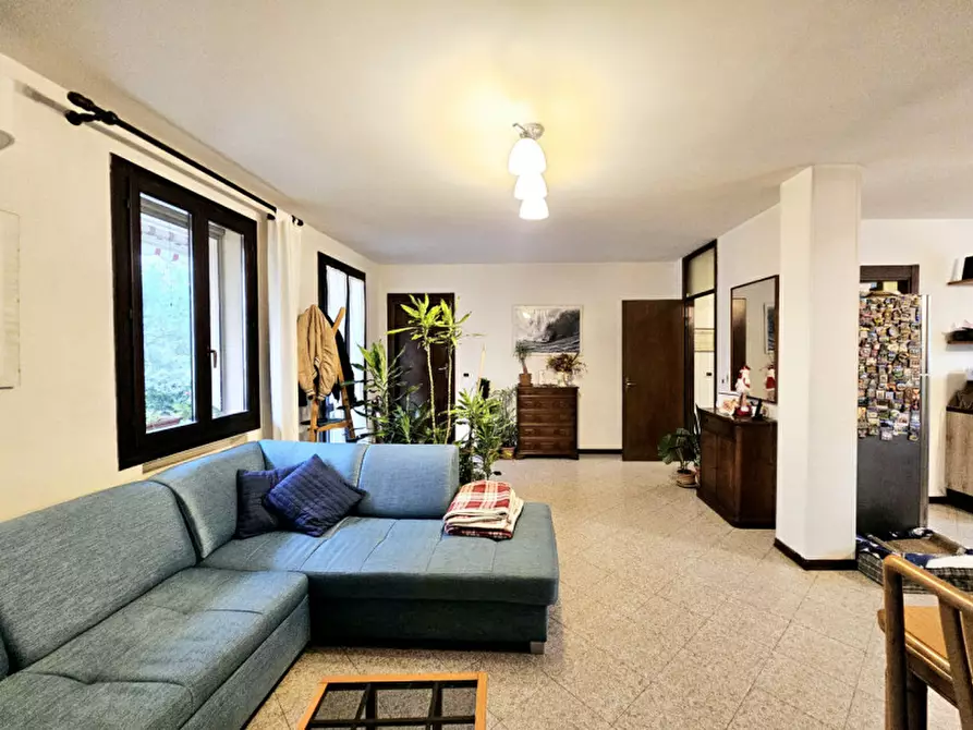 Immagine 21 di Villetta a schiera in vendita  in VIA BANZE a Baone