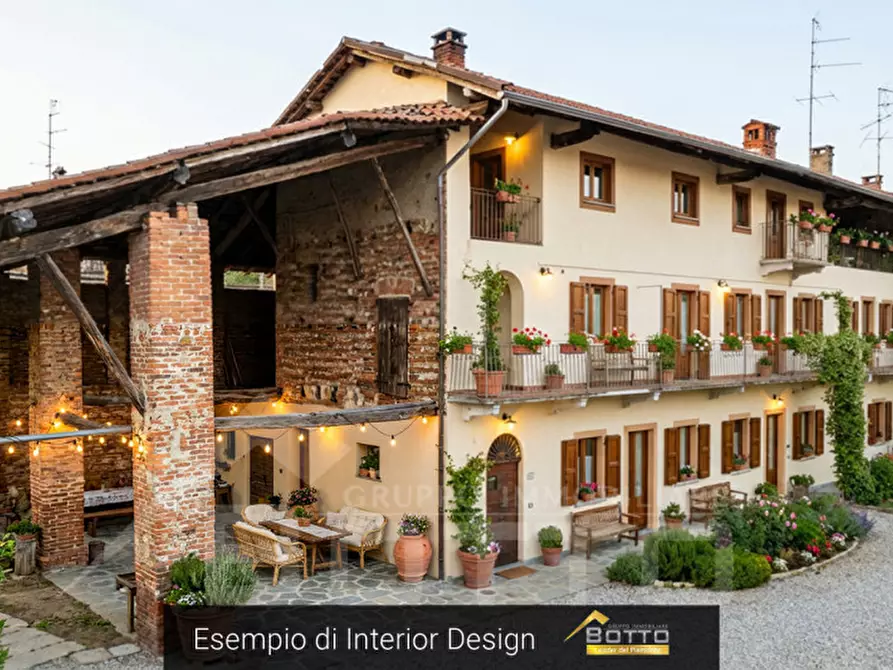 Immagine 1 di Villetta a schiera in vendita  in Via Santo Stefano n.22 a Oleggio