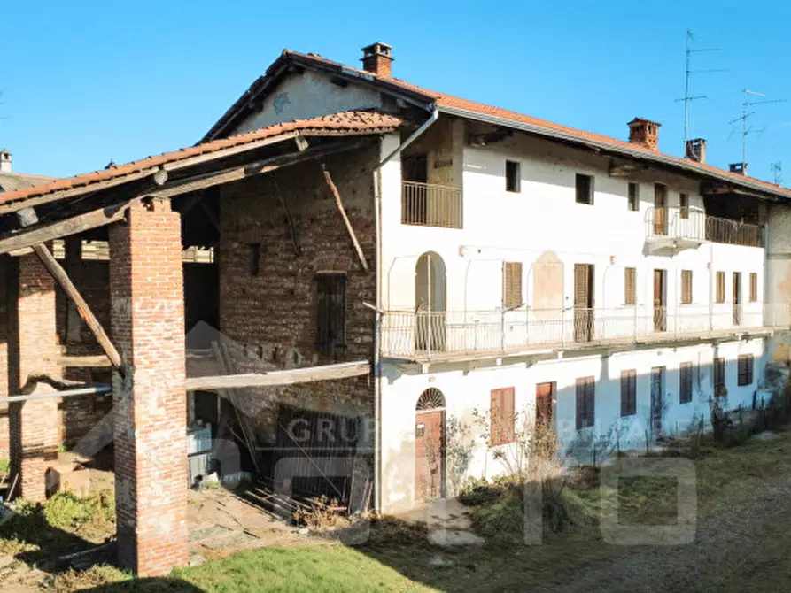 Immagine 2 di Villetta a schiera in vendita  in Via Santo Stefano n.22 a Oleggio