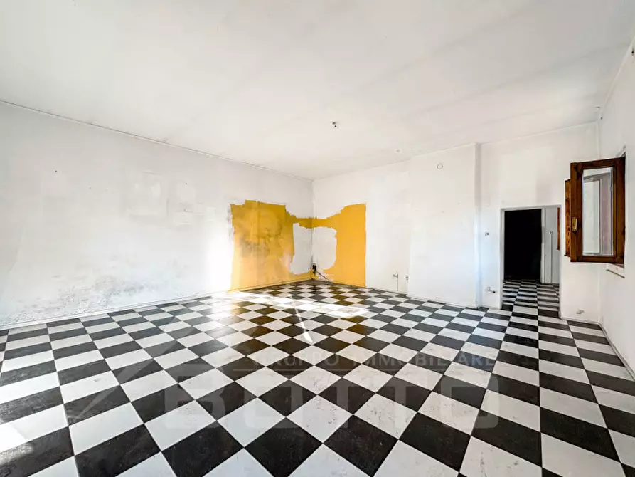 Immagine 10 di Villetta a schiera in vendita  in Via Santo Stefano n.22 a Oleggio