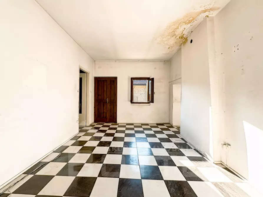 Immagine 12 di Villetta a schiera in vendita  in Via Santo Stefano n.22 a Oleggio