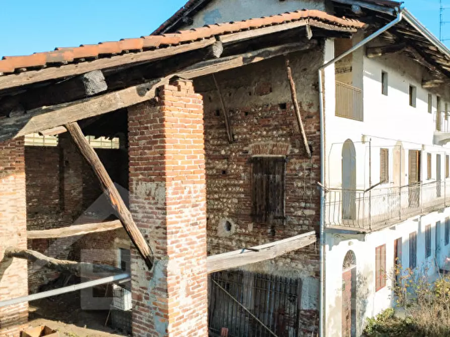 Immagine 24 di Villetta a schiera in vendita  in Via Santo Stefano n.22 a Oleggio