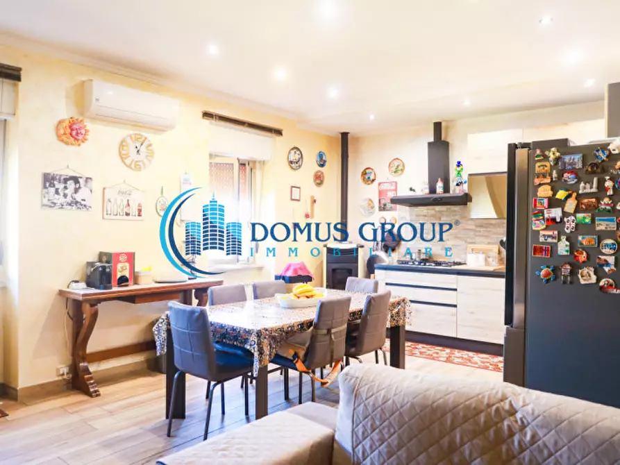 Immagine 1 di Appartamento in vendita  in Via Antonio Banfi a Roma