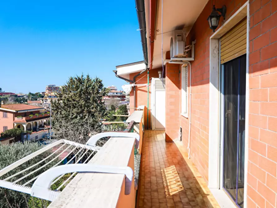 Immagine 17 di Appartamento in vendita  in Via Antonio Banfi a Roma