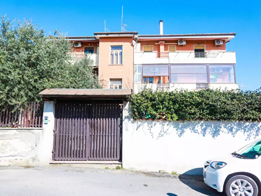Immagine 21 di Appartamento in vendita  in Via Antonio Banfi a Roma