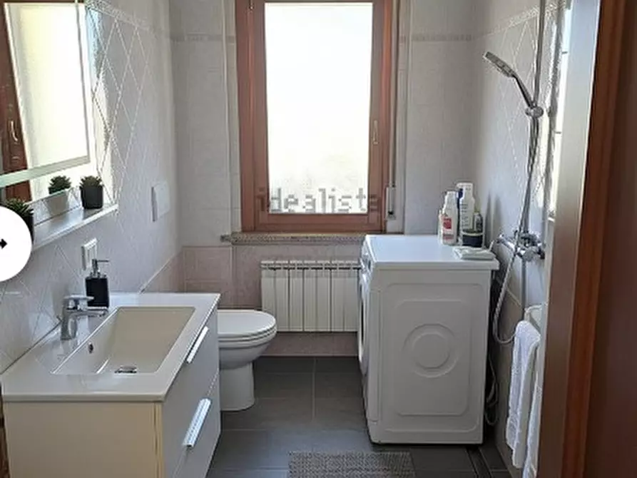 Immagine 10 di Appartamento in vendita  a Passignano Sul Trasimeno