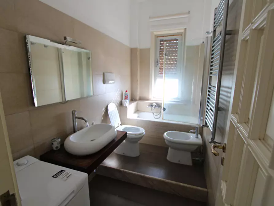 Immagine 10 di Appartamento in vendita  in Via Pietro Castelli 77 a Messina