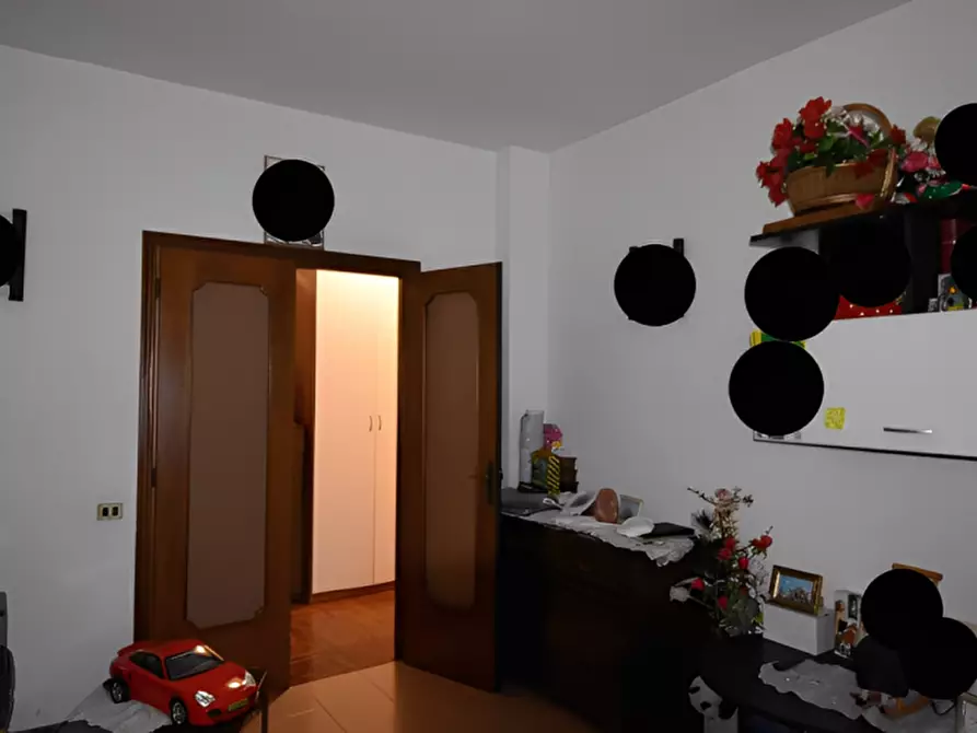 Immagine 5 di Appartamento in vendita  in Via Marche, 13 a Foligno