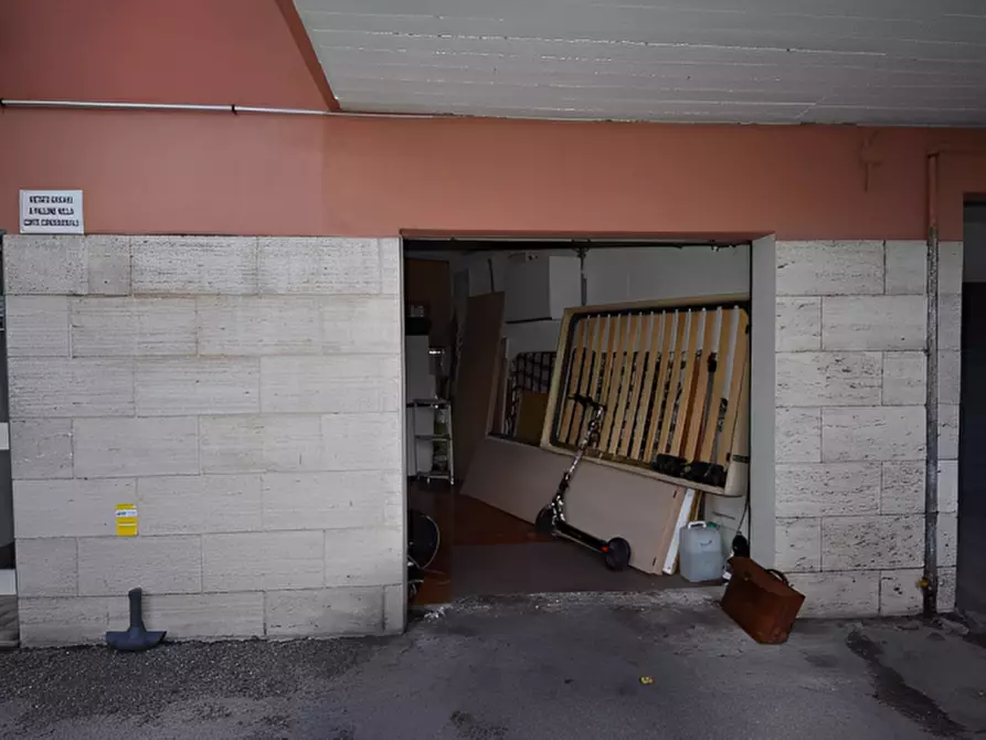 Immagine 6 di Appartamento in vendita  in Via Marche, 13 a Foligno