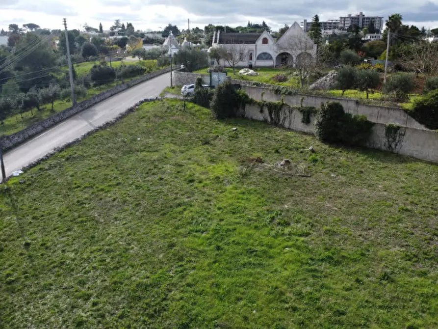 Immagine 13 di Terreno in vendita  in via saliscendi a Martina Franca