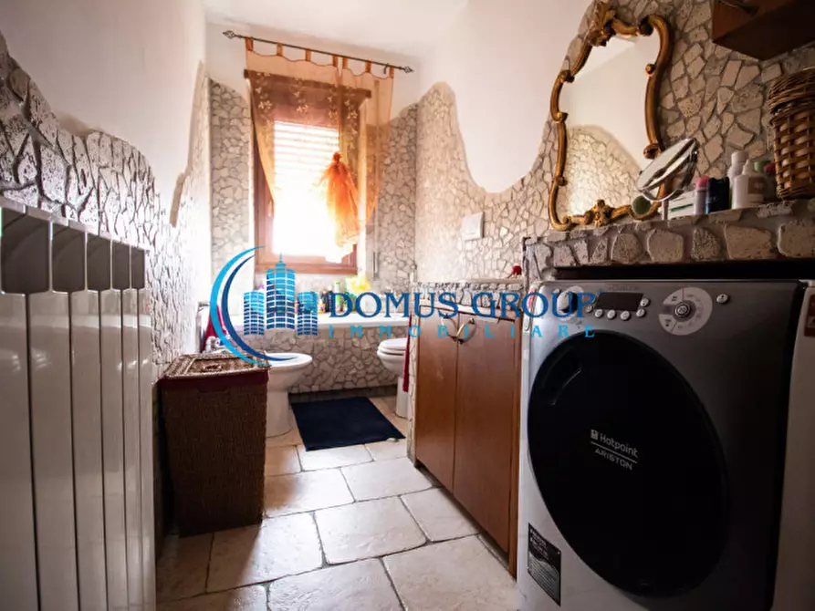 Immagine 8 di Appartamento in vendita  in Via Limbiate a Roma