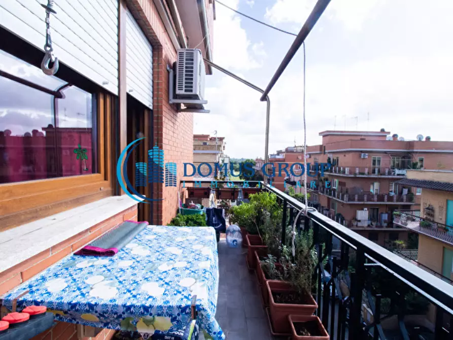 Immagine 10 di Appartamento in vendita  in Via Limbiate a Roma