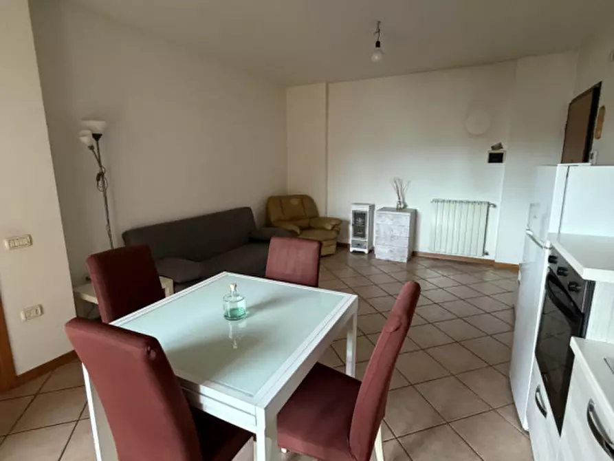 Immagine 9 di Appartamento in affitto  a Prato