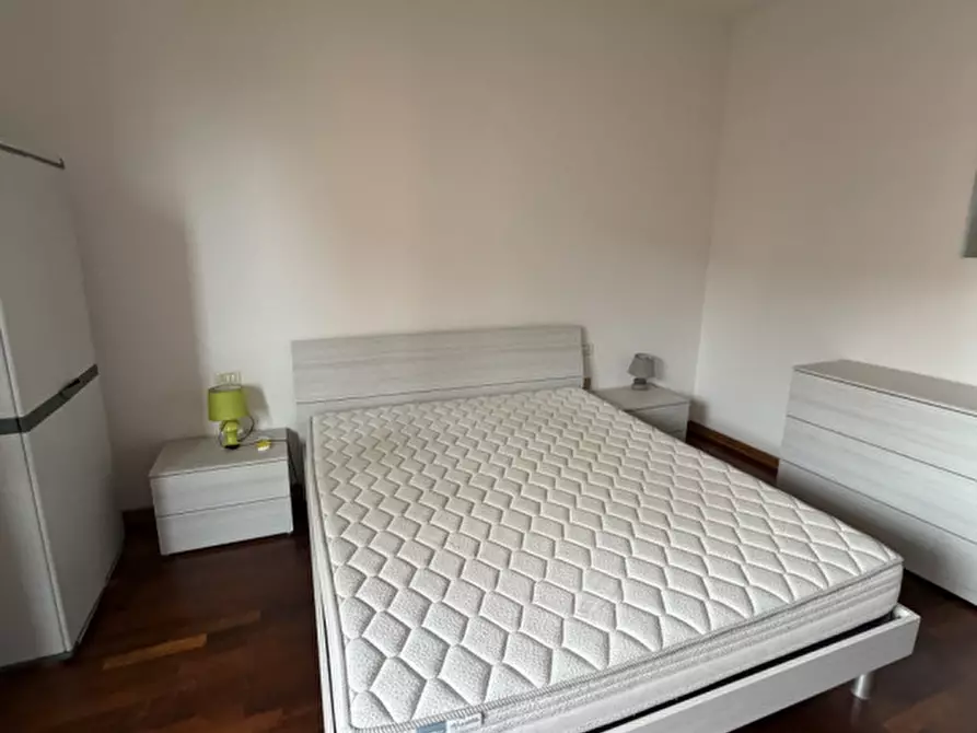 Immagine 12 di Appartamento in affitto  a Prato