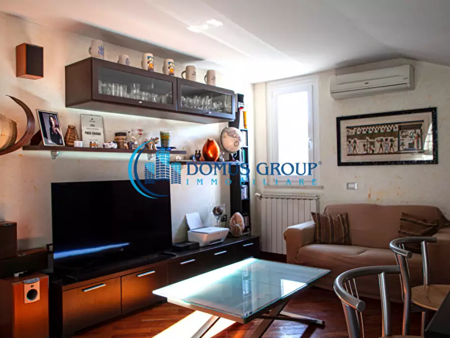 Immagine 2 di Appartamento in vendita  in Via Ridolfo Livi a Roma