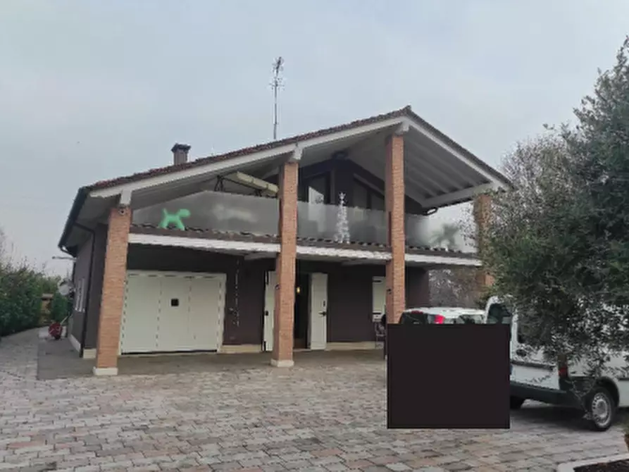 Immagine 1 di Villa in vendita  in Strada dei Maretti, 1 a Breda Di Piave