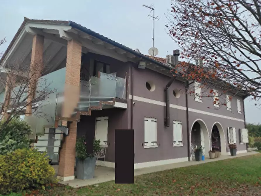 Immagine 2 di Villa in vendita  in Strada dei Maretti, 1 a Breda Di Piave