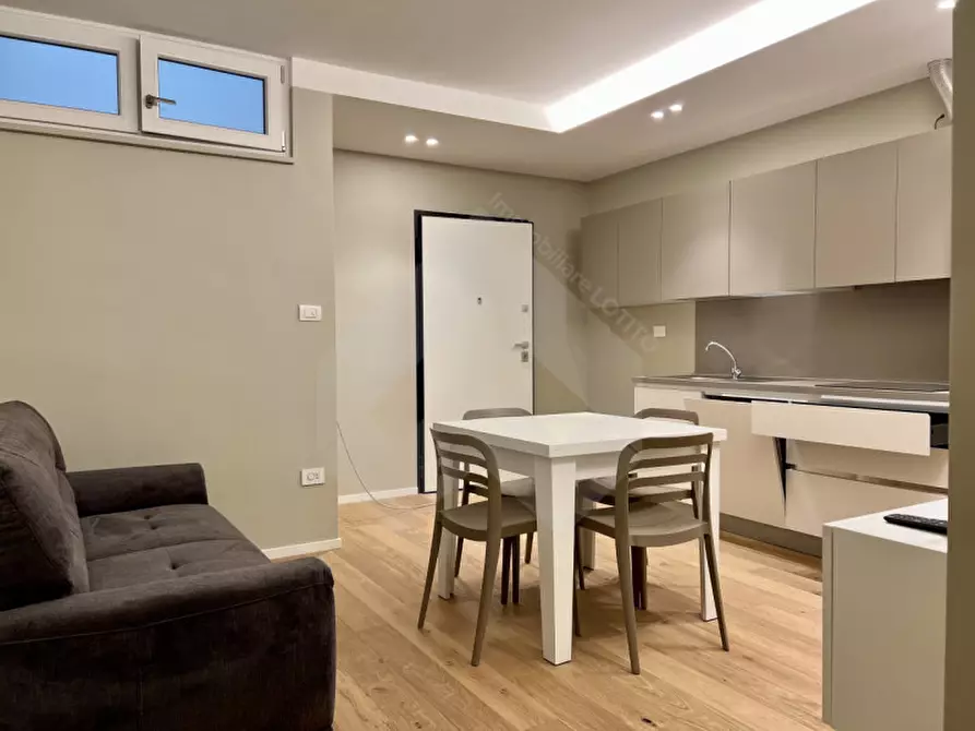 Immagine 2 di Appartamento in affitto  a Andria