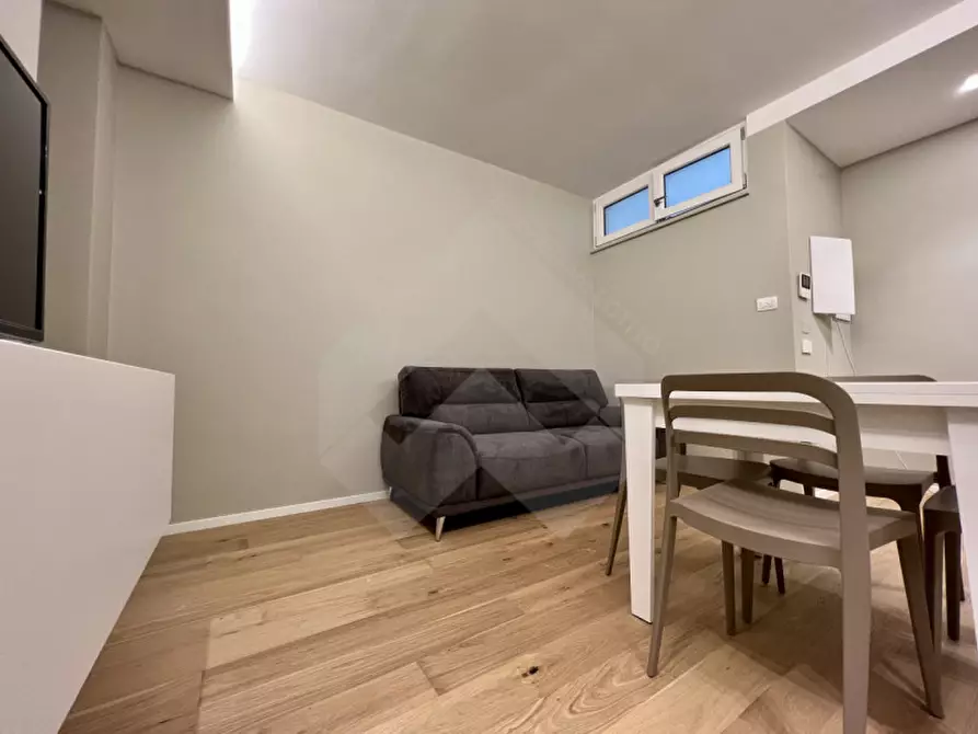 Immagine 14 di Appartamento in affitto  a Andria