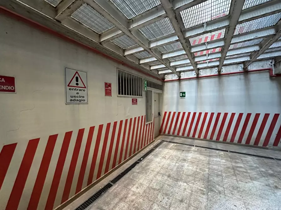 Immagine 8 di Posto auto in vendita  in Via Cesare Dante Cioce, 76121 Barletta BT, Italia a Barletta