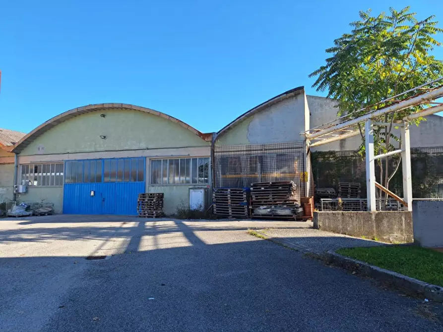 Immagine 2 di Capannone industriale in vendita  in Via Trieste, 9, 33044 Manzano UD, Italia a Manzano