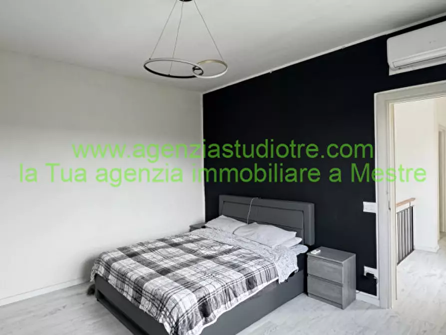 Immagine 16 di Casa indipendente in vendita  in Via Porto di Cavergnago 12 a Venezia