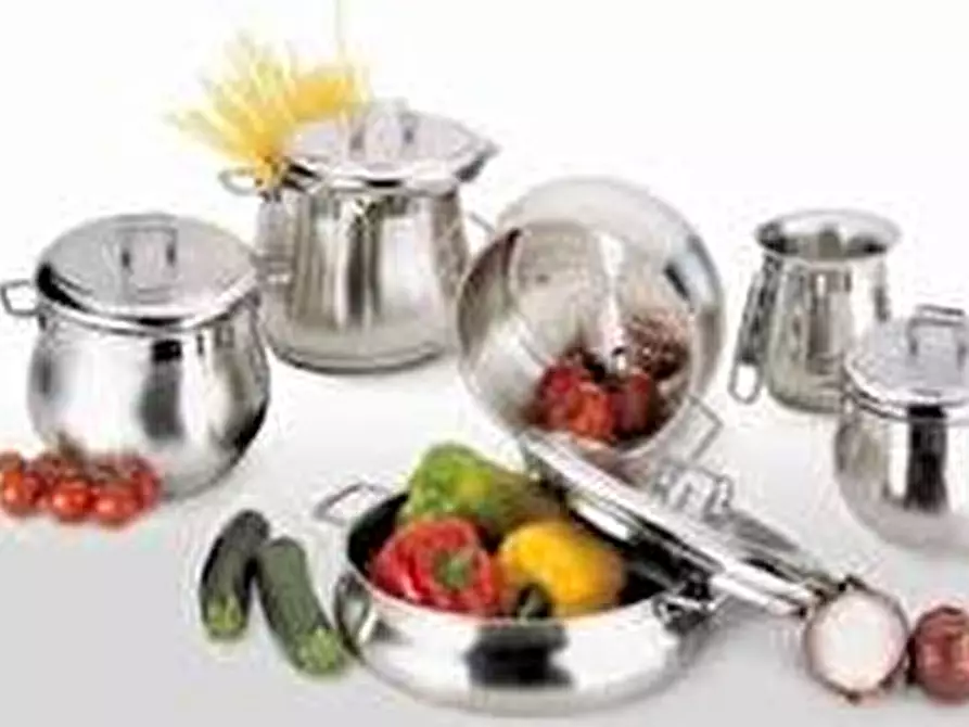 Immagine 2 di Attività commerciale in vendita  a Padova