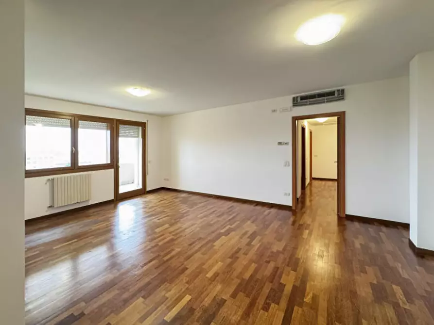 Immagine 2 di Appartamento in vendita  in Via Giovanni Masutto a Treviso