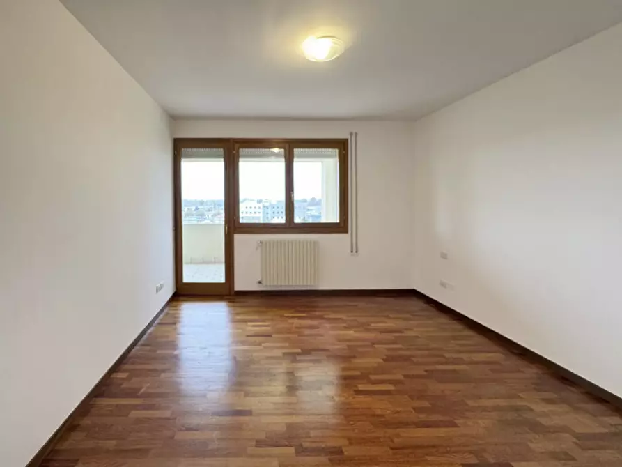 Immagine 5 di Appartamento in vendita  in Via Giovanni Masutto a Treviso