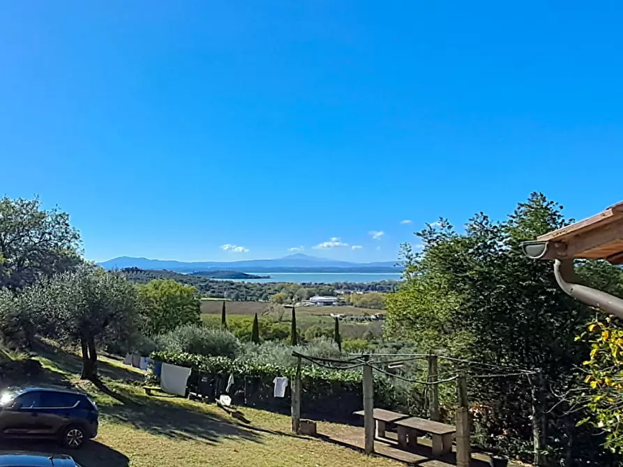 Immagine 1 di Rustico / casale in vendita  a Passignano Sul Trasimeno