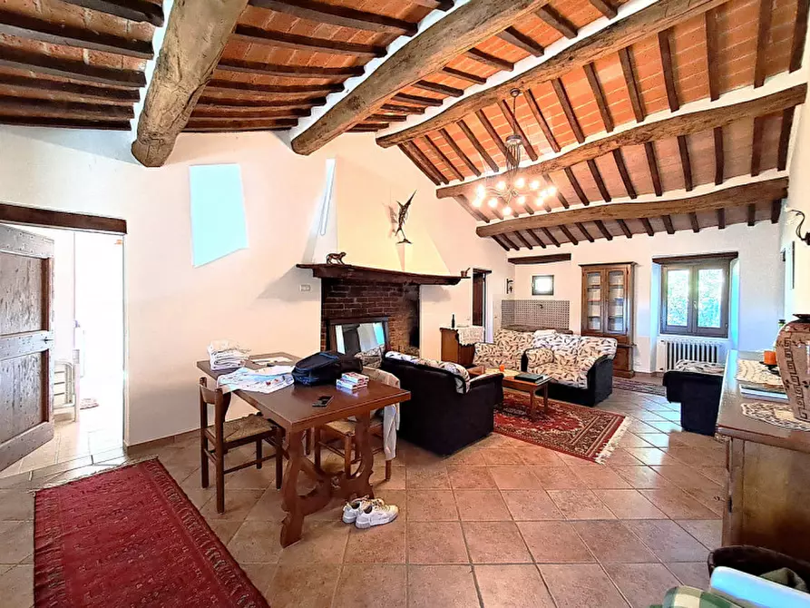 Immagine 6 di Rustico / casale in vendita  a Passignano Sul Trasimeno
